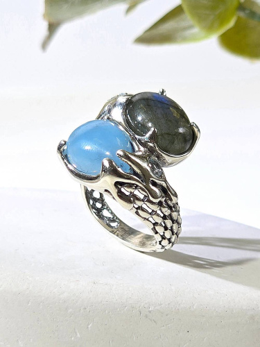 Серебряное кольцо
